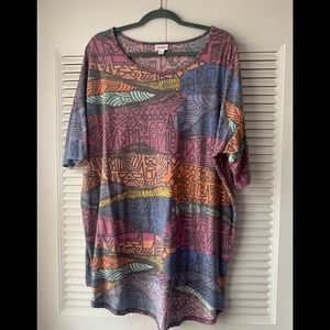 2XL LULAROE Irma multicolor top